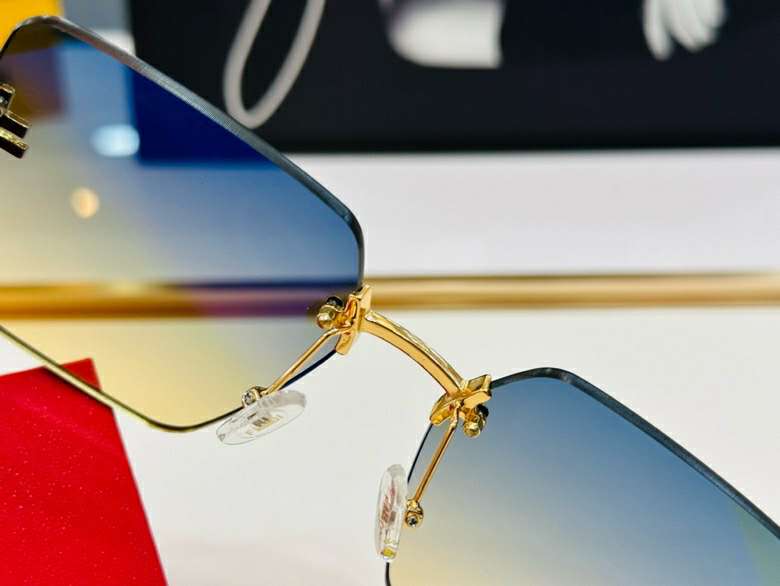 Picture of Fendi Sunglasses _SKUfw56968998fw